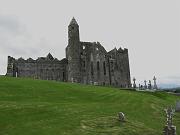 Cathedral and round tower1